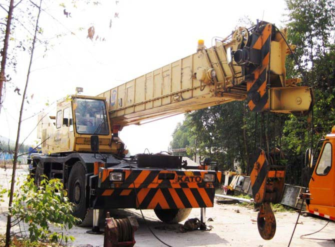 Kato Nk500M Rough Terrain Crane For sale. 