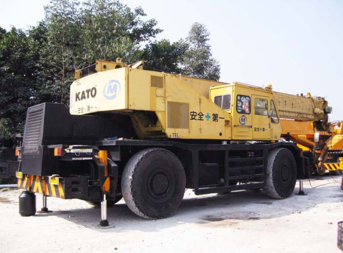 Kato Nk500M Rough Terrain Crane For sale. 