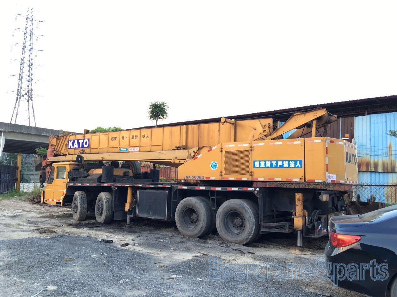 1990 Year Kato Nk500E-3 truck crane for sale .  